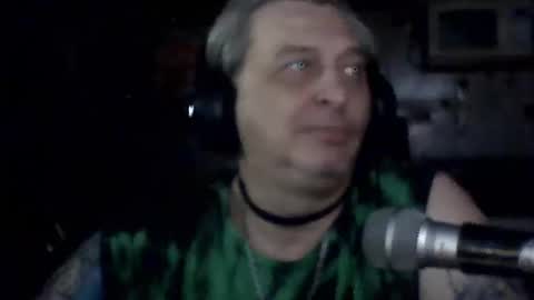 Snapshot of carlos712009 chatting on 05/04/26, 07:15 carlos712009 online show from 05/04/26, 07:15