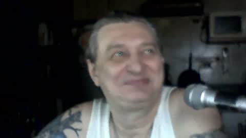 Snapshot of carlos712009 chatting on 06/12/26, 08:02 carlos712009 online show from 06/12/26, 08:02