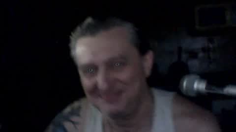 Snapshot of carlos712009 chatting on 07/19/26, 06:28 carlos712009 online show from 07/19/26, 06:28