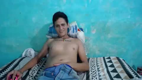 carlos_steven online show from 04/21/26, 04:41