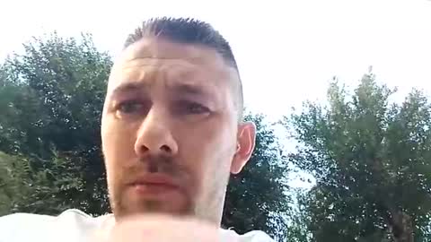 Snapshot of carloscadiz11 chatting on 10/11/25, 05:11 carloscadiz11 online show from 10/11/25, 05:11