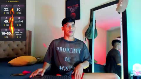 Snapshot of carloshero69 chatting on 12/05/25, 03:15 carloshero69 online show from 12/05/25, 03:15