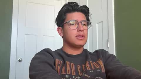 Snapshot of carlosjosecb1 chatting on 02/19/26, 05:09 carlos online show from 02/19/26, 05:09