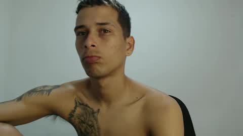 Snapshot of carlossmi01 chatting on 03/06/25, 02:40 carlossmi01 online show from 03/06/25, 02:40