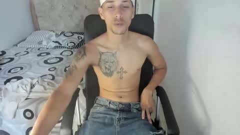 Snapshot of carlossmi01 chatting on 10/01/25, 01:39 carlossmi01 online show from 10/01/25, 01:39