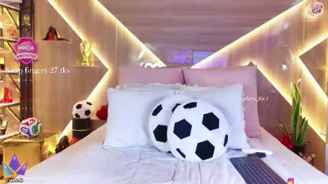 Snapshot of carlotta_ricci chatting on 06/29/26, 05:02 Carla Carla I am sensual goddes and i was born for loveworshipping and enjoyment. online show from 06/29/26, 05:02