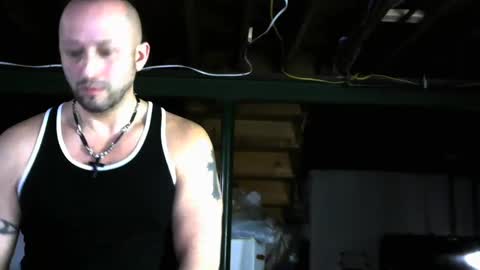 Snapshot of carltun1974 chatting on 12/06/24, 02:06 Carl online show from 12/06/24, 02:06