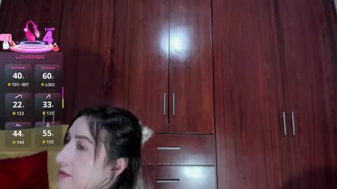 carly grasso  online show from 11/04/25, 03:49