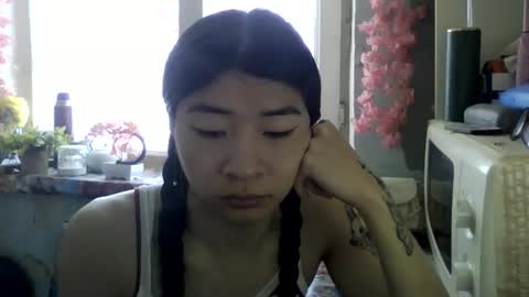 CarlyJoy online show from 05/01/26, 08:41