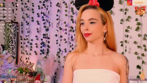 Snapshot of carlymilton chatting on 12/31/24, 12:11 Carly online show from 12/31/24, 12:11