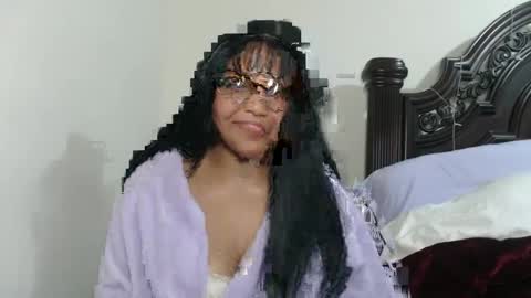 Snapshot of carmellovekisses chatting on 09/25/25, 03:10 CARAMEL xoxo online show from 09/25/25, 03:10