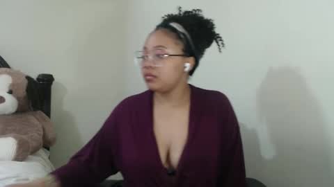 Snapshot of carmellovekisses chatting on 03/29/26, 06:46 CARAMEL xoxo online show from 03/29/26, 06:46