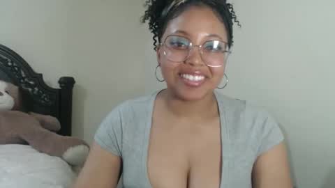 CARAMEL xoxo online show from 03/30/26, 05:52