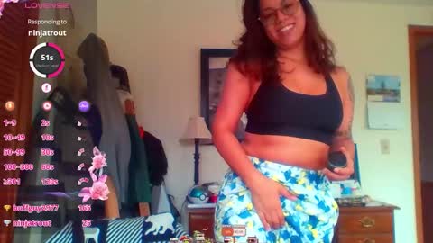 Snapshot of carmen_fett chatting on 12/04/25, 08:50 Carmen online show from 12/04/25, 08:50