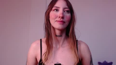 carmennrusso online show from 05/05/26, 11:07