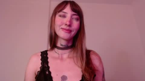 Snapshot of carmennrusso chatting on 05/29/26, 06:28 carmennrusso online show from 05/29/26, 06:28