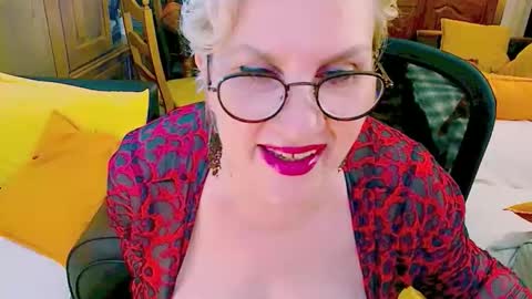 Snapshot of carmenrossi chatting on 05/25/26, 07:58 Carmen online show from 05/25/26, 07:58