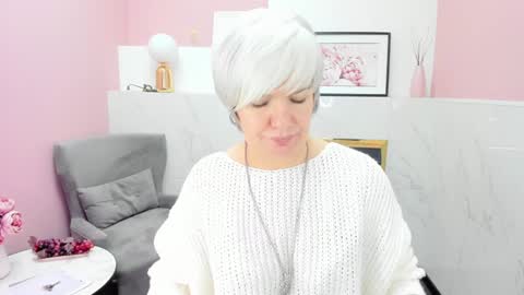 Snapshot of carmensoft chatting on 01/29/25, 12:22 Carmen online show from 01/29/25, 12:22