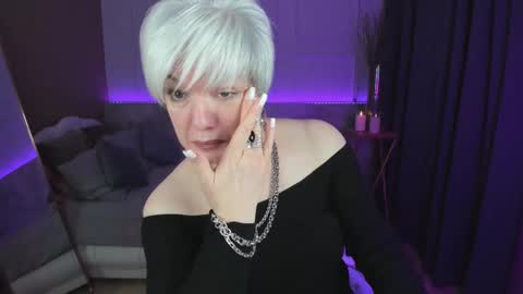 Snapshot of carmensoft chatting on 03/11/25, 03:26 Carmen online show from 03/11/25, 03:26