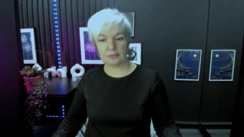 Carmen online show from 12/14/25, 08:46