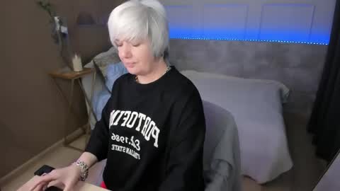 Carmen online show from 05/01/26, 08:57
