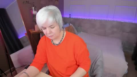 Carmen online show from 05/15/26, 09:00