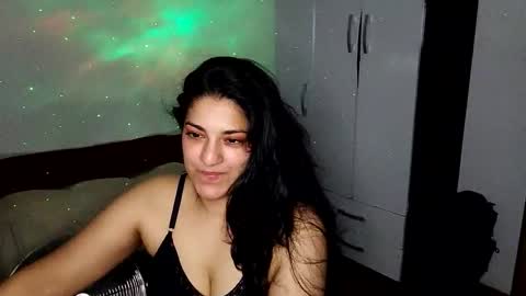 Snapshot of carmincarmenere chatting on 01/13/26, 11:10 CarminCe online show from 01/13/26, 11:10