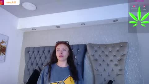 Snapshot of caro_fisher chatting on 04/21/26, 12:22 Caro Fisher online show from 04/21/26, 12:22