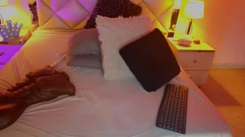 Snapshot of caro_zapata chatting on 01/05/25, 01:47 Carolina online show from 01/05/25, 01:47