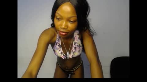 Snapshot of carobaby8 chatting on 01/09/26, 04:15 caroline online show from 01/09/26, 04:15