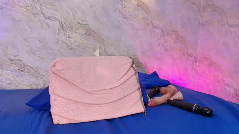 Carol online show from 09/19/25, 07:25