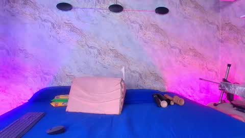 Carol online show from 11/01/25, 07:16