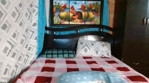 Snapshot of carol_lil1 chatting on 02/27/26, 12:10 carol_lil1 online show from 02/27/26, 12:10