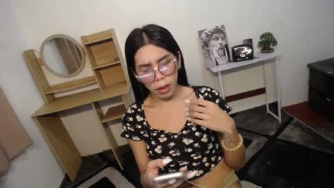 Carolina online show from 12/22/24, 11:22