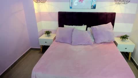 Snapshot of carol_pinter chatting on 03/08/25, 03:13 Carol online show from 03/08/25, 03:13