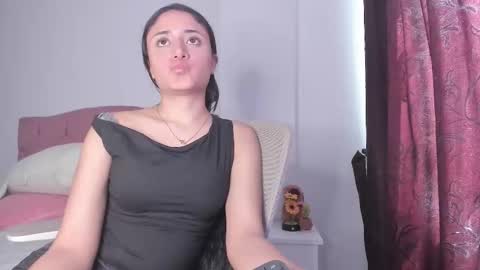 Caroline online show from 11/25/25, 05:24