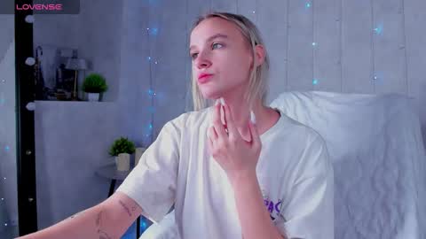 Carol online show from 12/18/25, 09:48