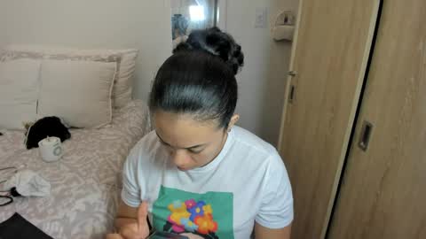 Snapshot of carolina_gaita chatting on 06/05/26, 04:24 carolina_gaita online show from 06/05/26, 04:24