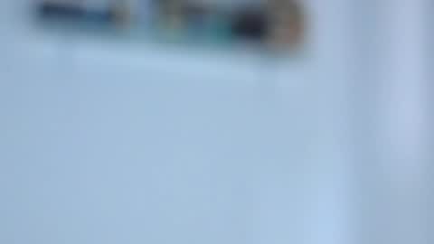 Snapshot of carolina_ml chatting on 09/11/25, 04:40 CarolinaM online show from 09/11/25, 04:40