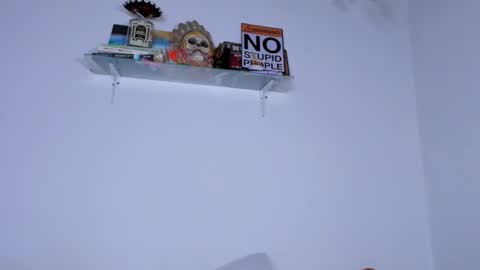 Snapshot of carolina_ml chatting on 11/18/25, 01:26 CarolinaM online show from 11/18/25, 01:26