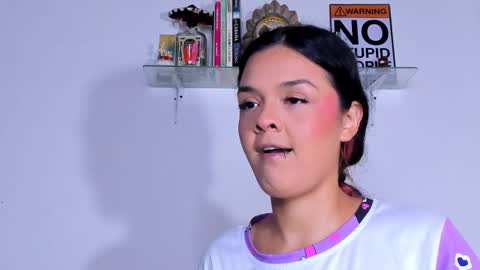 Snapshot of carolina_ml chatting on 01/12/26, 05:07 CarolinaM online show from 01/12/26, 05:07