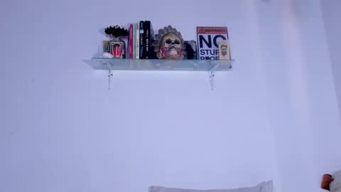 Snapshot of carolina_ml chatting on 02/05/26, 04:44 CarolinaM online show from 02/05/26, 04:44