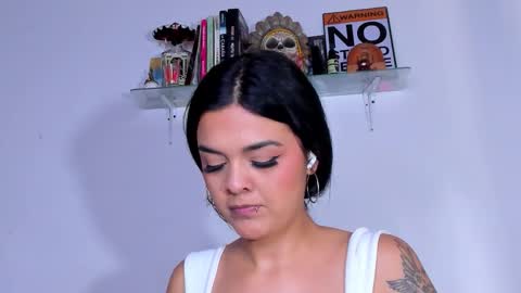 Snapshot of carolina_ml chatting on 03/15/26, 03:51 CarolinaM online show from 03/15/26, 03:51