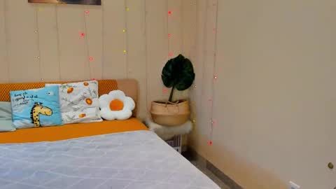 Snapshot of carolina_sky chatting on 03/06/26, 08:00 carolina_sky online show from 03/06/26, 08:00