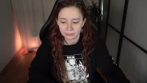 Snapshot of carolina_winter chatting on 02/13/25, 05:37 Mira online show from 02/13/25, 05:37