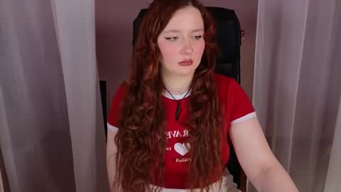 Snapshot of carolina_winter chatting on 02/15/25, 02:11 Mira online show from 02/15/25, 02:11