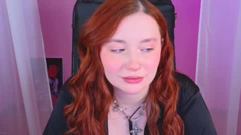 Snapshot of carolina_winter chatting on 02/16/25, 08:32 Mira online show from 02/16/25, 08:32