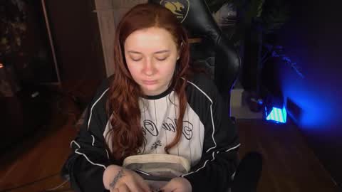 Snapshot of carolina_winter chatting on 03/01/25, 05:31 Mira online show from 03/01/25, 05:31