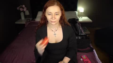 Snapshot of carolina_winter chatting on 03/07/25, 09:07 Mira online show from 03/07/25, 09:07