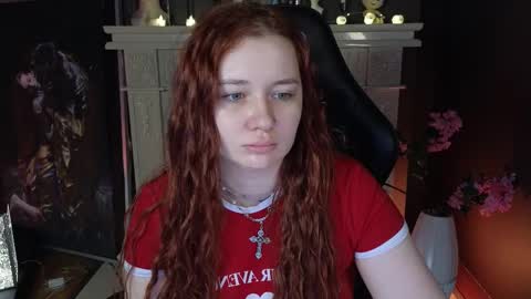 Snapshot of carolina_winter chatting on 03/11/25, 12:50 Mira online show from 03/11/25, 12:50